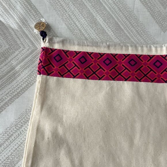 Tory Burch Women’s Boot Shoe Bag - Picture 3 of 5